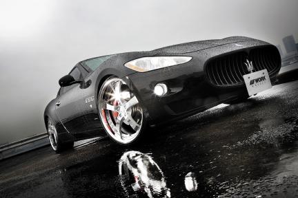 Maserati Gran Turismo con Work Wheels Equip E05