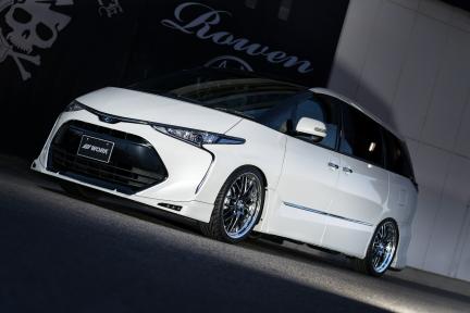 Toyota Estima con Work Wheels Lanvec LM1